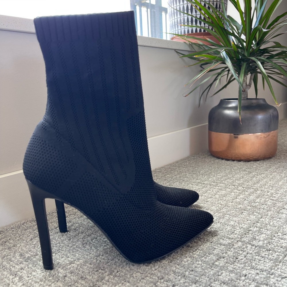 Steve Madden discreet stiletto bootie